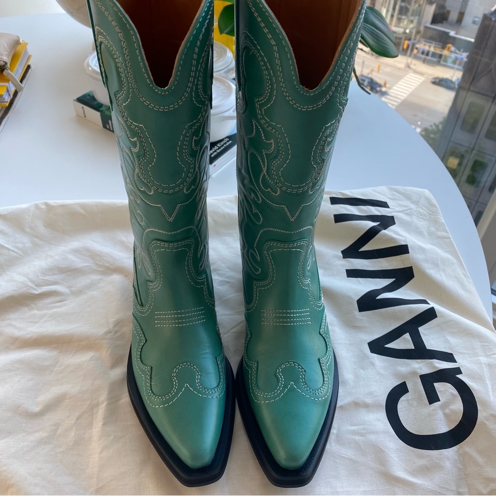 GANNI EMBROIDERED LEATHER COWBOY BOOTS - Picture 2 of 6